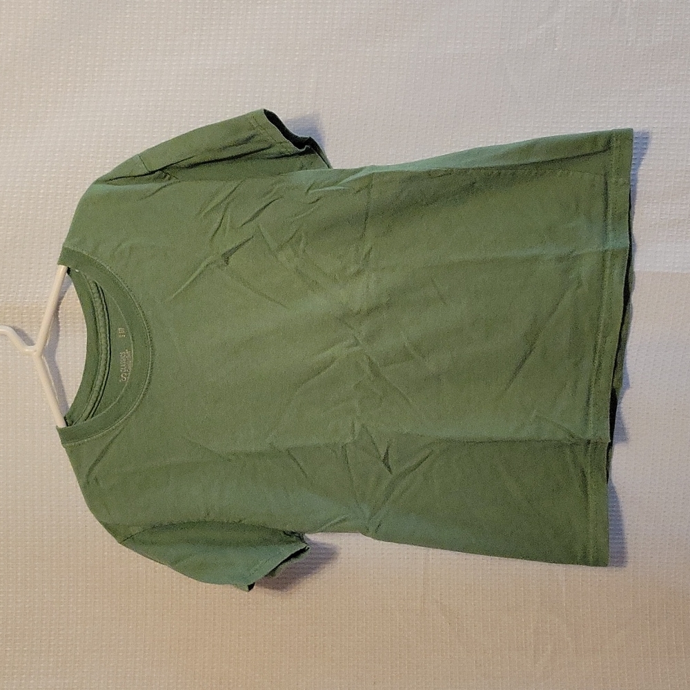 Hanes T-shirt